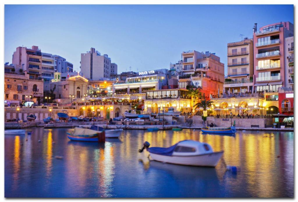 Stylish 2Br Apartment In Central St Julians St. Julian's Exterior foto