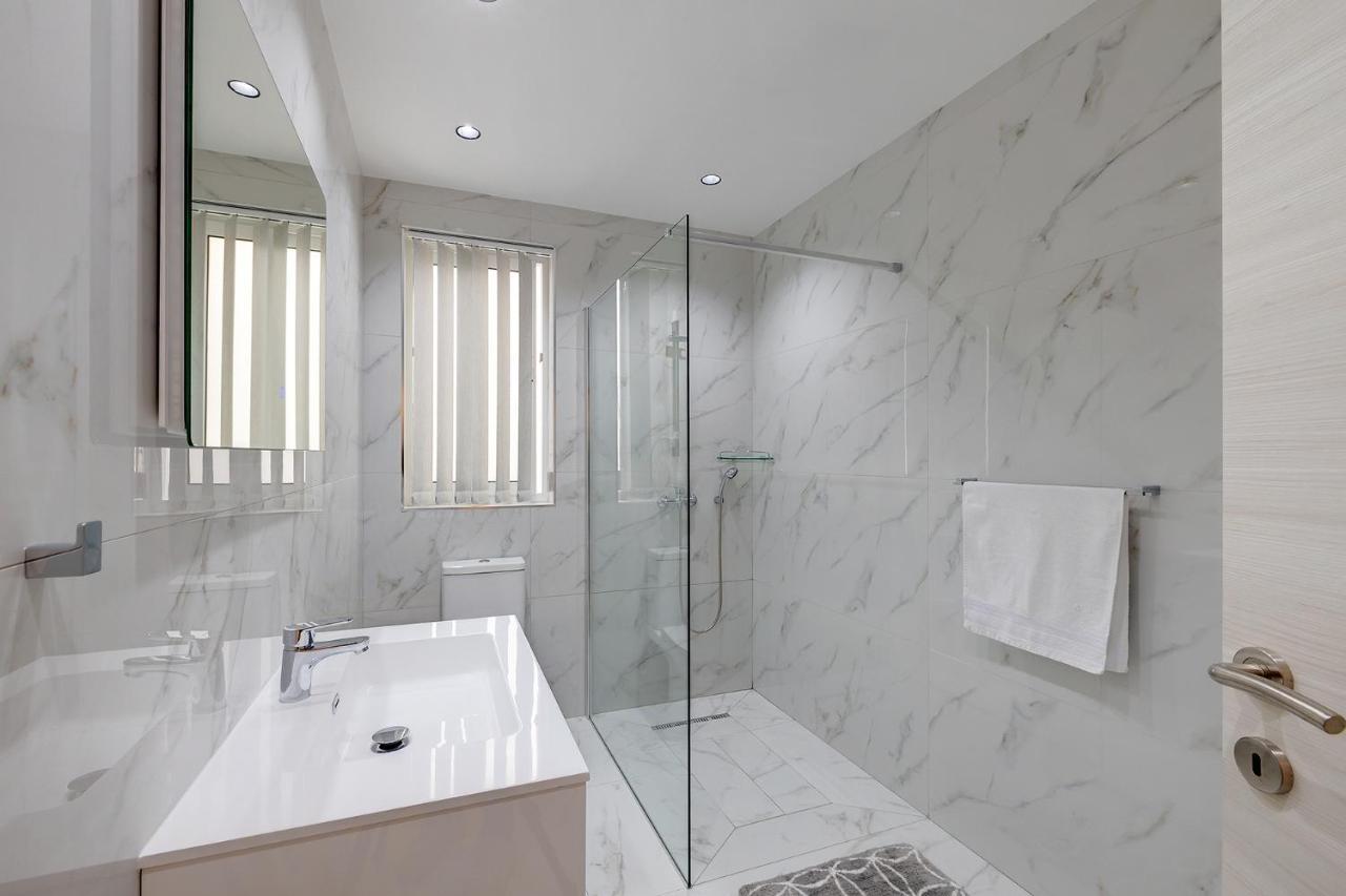 Stylish 2Br Apartment In Central St Julians St. Julian's Exterior foto